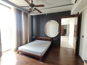 Bedroom in 3 BHK Apartment at M3M Golf Estate, Sector 65 – for Rent