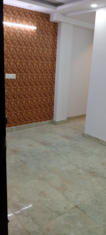 2 BHK Builder Floor For Rent in Govindpuri