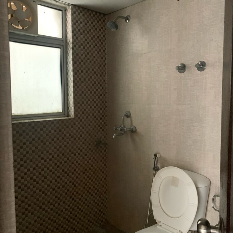 Bathroom, aditya-urban-homes 2 Bedroom 840 Sq.Ft. Apartment In Shahpur Bamheta Ghaziabad 8394211