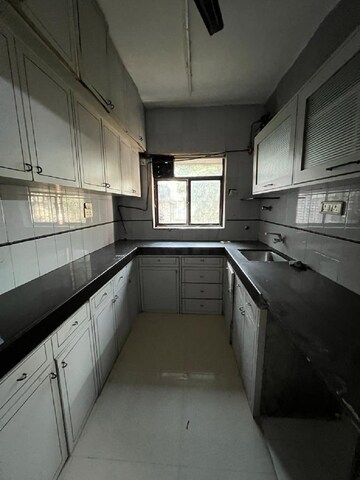 Kitchen in 2 BHK Apartment at Santacruz West – for Rent