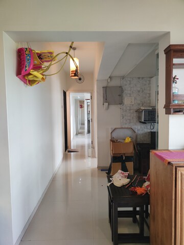 2 BHK Apartment For Rent in Mayfair Housing Hillcrest, Vikhroli West