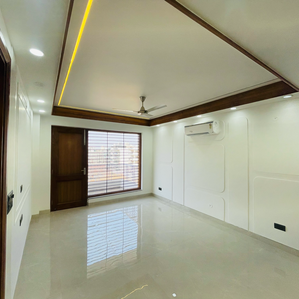 3.5 BHK + Pooja Room,Servant Room,Study Room Builder Floor For Sale in M3M 65 Avenue