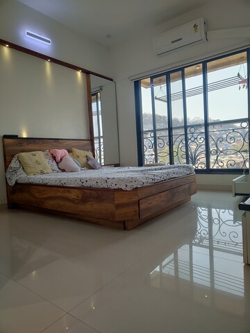 Bedroom in 2 BHK Apartment at Mayfair Housing Hillcrest, Vikhroli West – for Sale