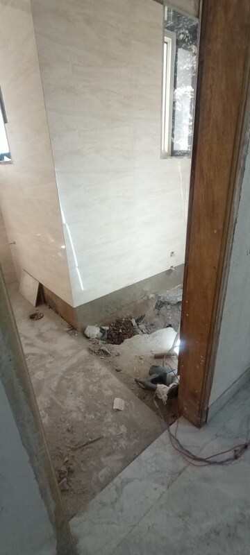 Bathroom in 3 BHK Apartment at Sector 7 Dwarka – for Rent
