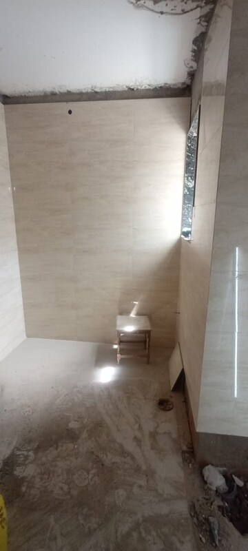 Bathroom in 3 BHK Apartment at Sector 7 Dwarka – for Rent