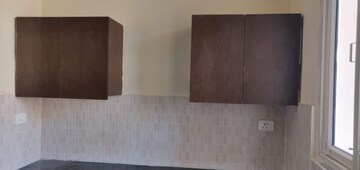 Room in 3 BHK Apartment at Assotech Windsor Court, Sector 78 – for Rent