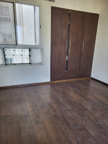 Room in 3.5 BHK Apartment at 3C Lotus Boulevard, Sector 100 – for Sale