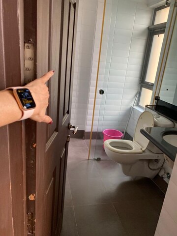 Bathroom in 3 BHK Apartment at Unitech Fresco, Sector 50 – for Rent