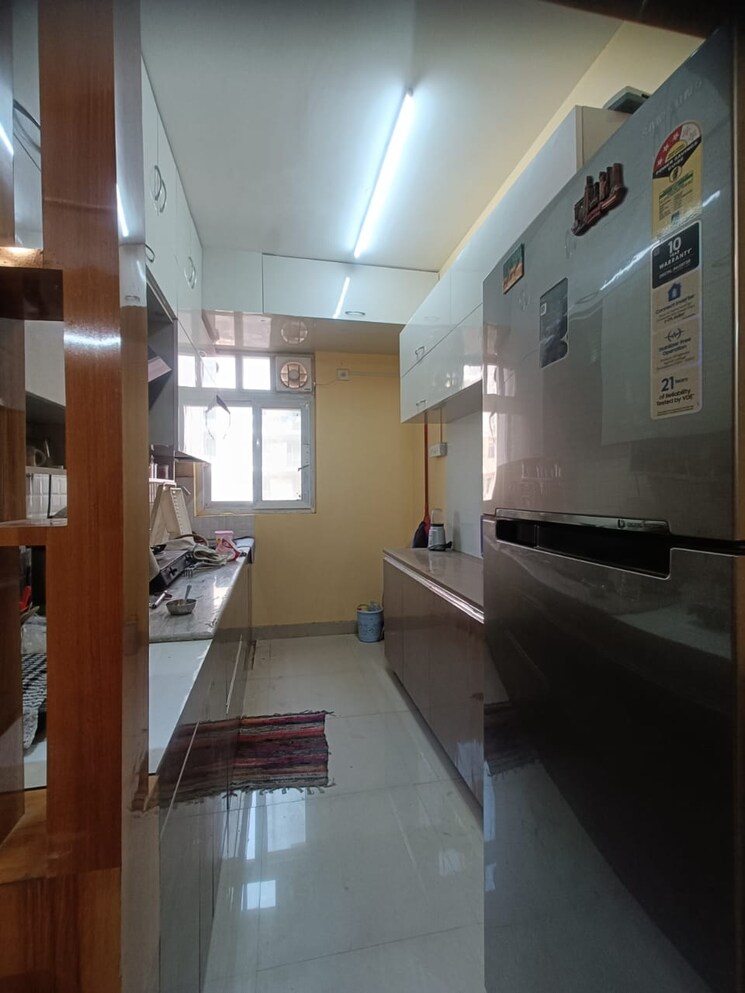 Kitchen, emaar-imperial-gardens 3 Bedroom 2000 Sq.Ft. Apartment In Sector 102 Gurgaon 8394573