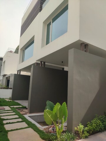4 BHK Villa – Exterior View View at Sector 10 Greater Noida - for Sale