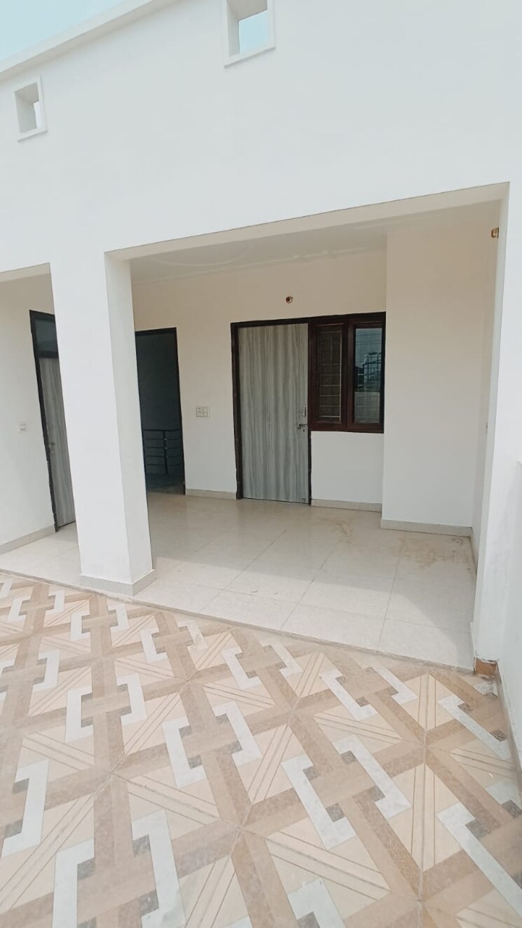 Room, salarpur jalalpur 3 Bedroom 100 Sq.Yd. Independent House In Salarpur Jalalpur Meerut 8394687