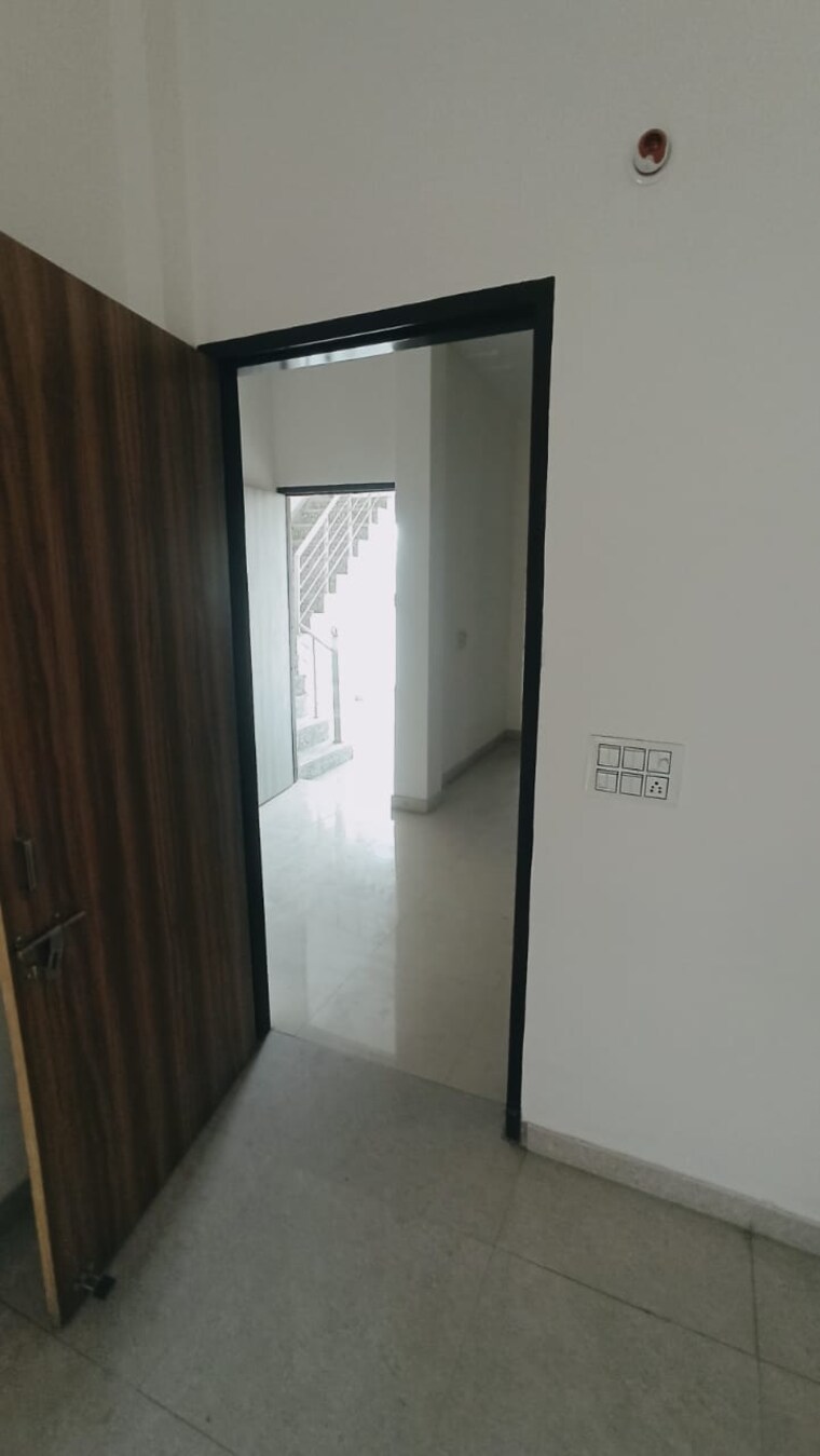 Room, salarpur jalalpur 3 Bedroom 100 Sq.Yd. Independent House In Salarpur Jalalpur Meerut 8394687