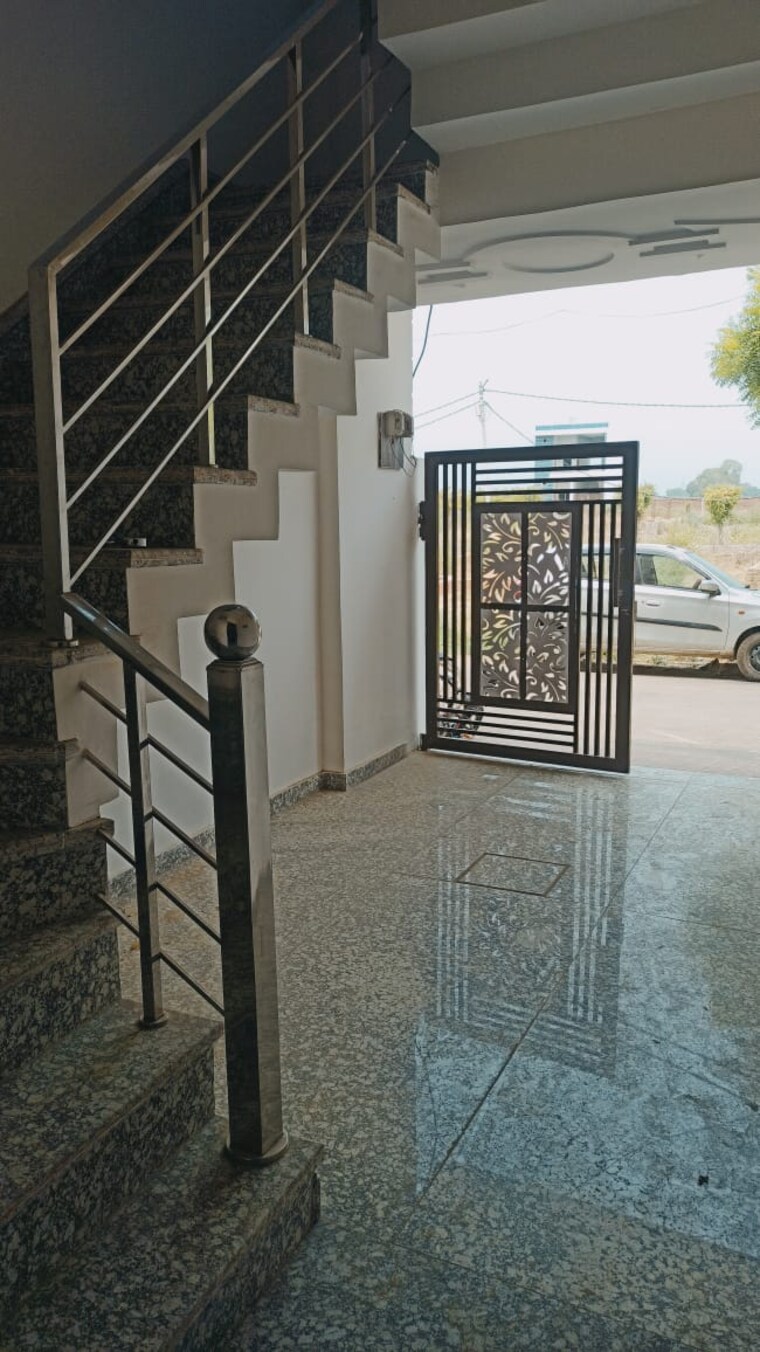 Balcony, salarpur jalalpur 3 Bedroom 100 Sq.Yd. Independent House In Salarpur Jalalpur Meerut 8394687