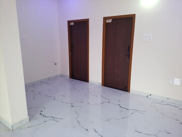 Room in 2 BHK Builder Floor at Guduvanchery – for Sale