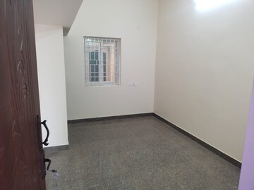 Room in 2 BHK Builder Floor at Guduvanchery – for Sale