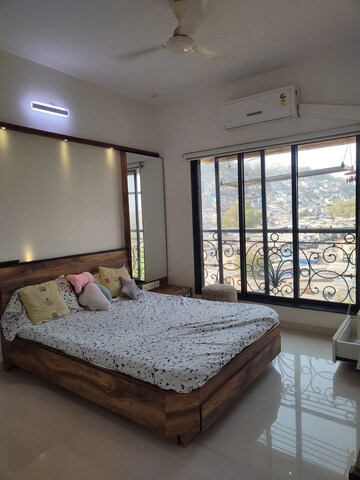 2 BHK Apartment For Sale in Mayfair Housing Hillcrest, Vikhroli West