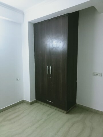 Room in 2 BHK Builder Floor at Saket – for Rent