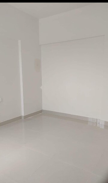 Room in 1 BHK Apartment at Gera Shrishti, Wagholi – for Rent