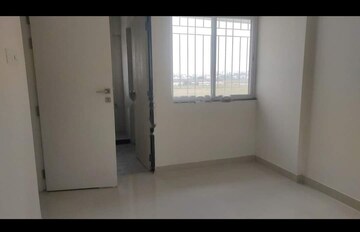 Room in 1 BHK Apartment at Gera Shrishti, Wagholi – for Rent