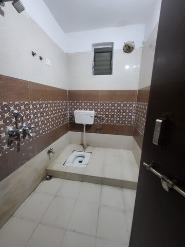 Bathroom in 2 BHK Apartment at Morabadi – for Rent