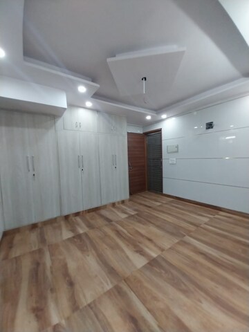 Bedroom in 2 BHK Apartment at Paschim Vihar – for Rent