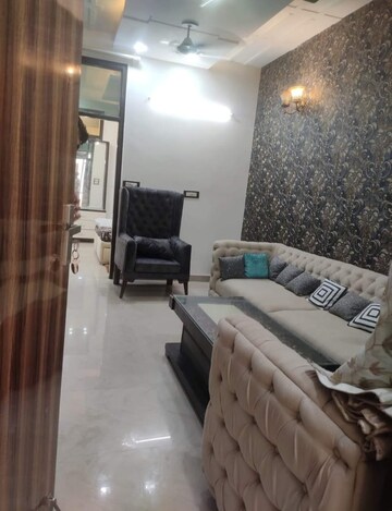 Bedroom in 2 BHK Builder Floor at Saket – for Rent