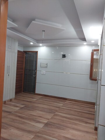 Living Room in 2 BHK Apartment at Paschim Vihar – for Rent