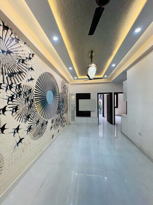 Building Lobby in 3 BHK Builder Floor at Bhajanpura – for Sale