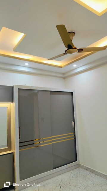 Furnished Amenities in 3 BHK Builder Floor at Bhajanpura – for Sale