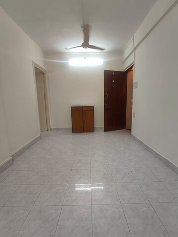 2 BHK Apartment For Rent in Nakul Raj , Malad West