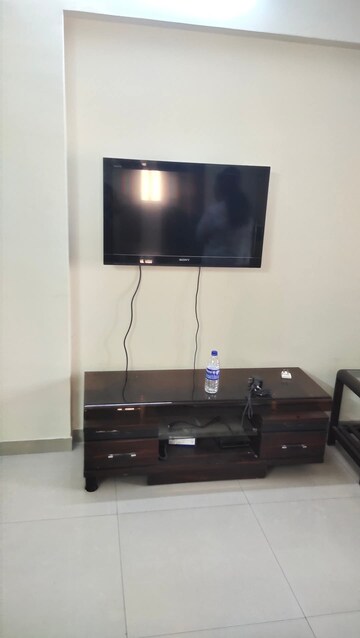 Furnished Amenities in 1 BHK Apartment at Patel Apartment, Worli – for Rent