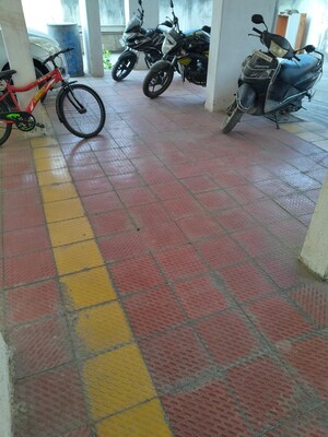 Room in 5 BHK Apartment at Hinjewadi – for Sale