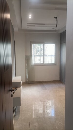 Room in 3 BHK Builder Floor at Sunder Vihar – for Sale