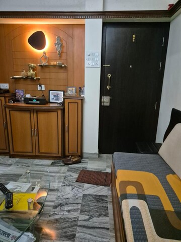 Room in 2 BHK Apartment at MIG Colony, Worli – for Rent