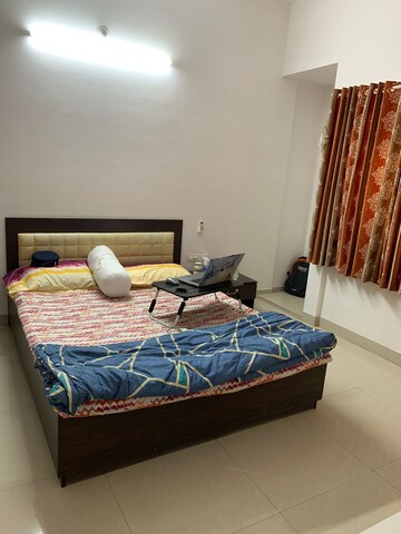 Bedroom in 2 BHK Apartment at Amanora Sterling Towers, Hadapsar – for Rent