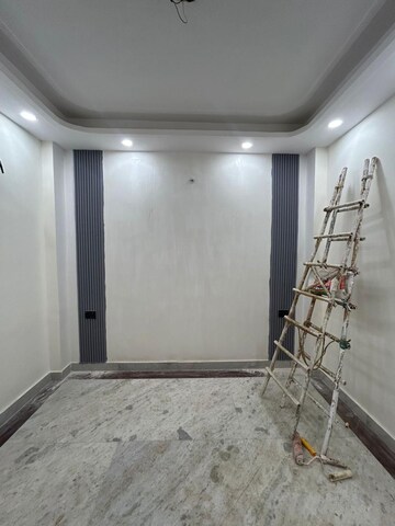 Room in 2 BHK Builder Floor at Govindpuri – for Sale