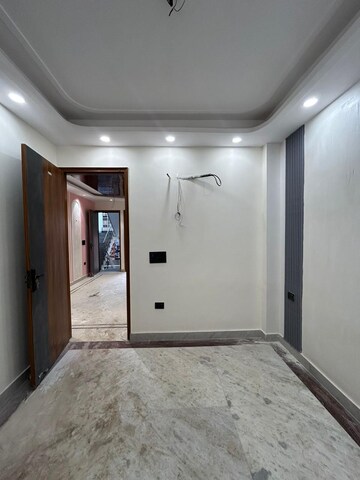 Room in 2 BHK Builder Floor at Govindpuri – for Sale