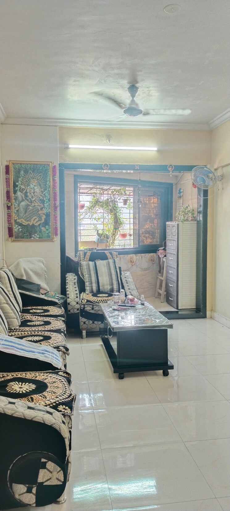 Living Room, heritage-holy 1 Bedroom 550 Sq.Ft. Apartment In Mulund West Mumbai 8395231