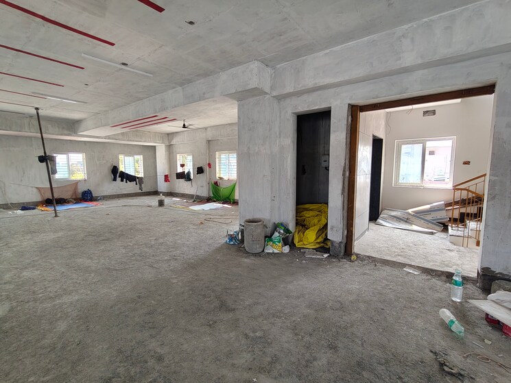  Parking, kodambakkam Commercial Office Space in IT/SEZ 2600 Sq.Ft. In Kodambakkam Chennai 8395209