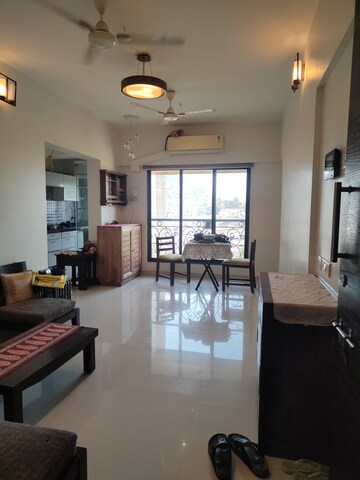 2 BHK Apartment For Sale in Mayfair Housing Hillcrest, Vikhroli West