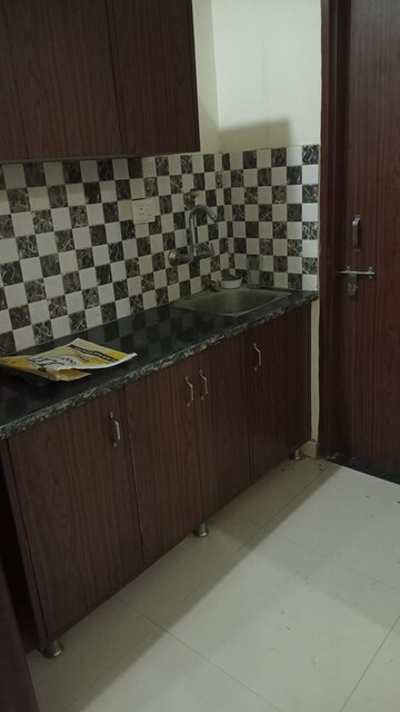 1 RK Apartment For Rent in Sector 40