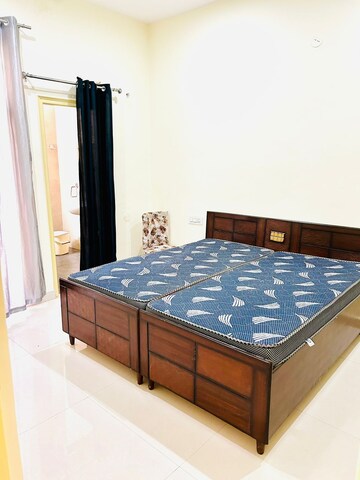 Bedroom in 3 BHK Builder Floor at Smart City Kharar, North Kharar – for Rent