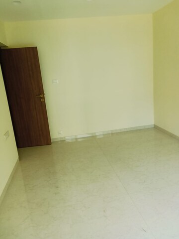 Bedroom in 2 BHK Apartment at Gurukripa Building, Chembur – for Rent