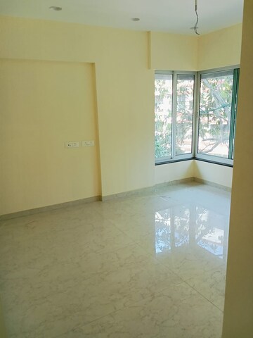 Bedroom in 2 BHK Apartment at Gurukripa Building, Chembur – for Rent