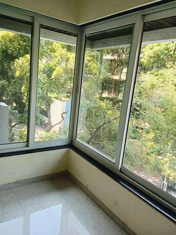 Bedroom in 2 BHK Apartment at Gurukripa Building, Chembur – for Rent