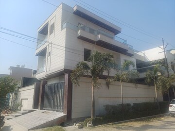 6+ BHK Villa – Exterior View View at Buddhi Vihar - for Sale