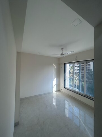 Room in 2 BHK Apartment at Kore Niwas CHS, Goregaon East – for Rent