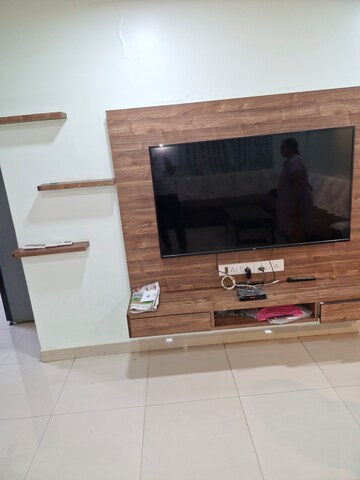 Furnished Amenities in 2 BHK Apartment at Vanashree Apartment, Hadapsar – for Rent