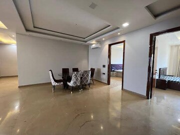 Parking in 2 BHK Builder Floor at Ansal Plaza Sector-23, Sector 23 – for Rent