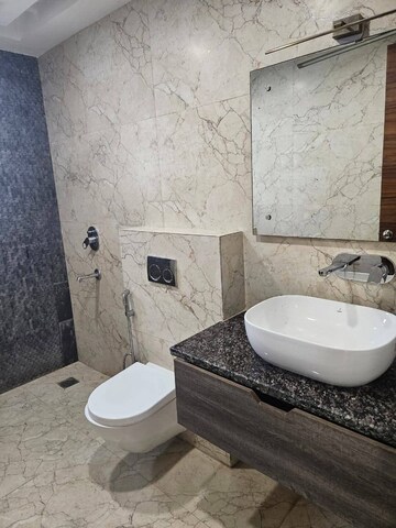 Bathroom in 2 BHK Builder Floor at Ansal Plaza Sector-23, Sector 23 – for Rent